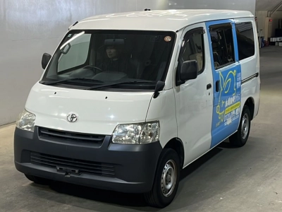 TOYOTA TOWN ACE VAN