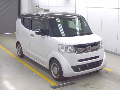 HONDA N-BOX SLASH