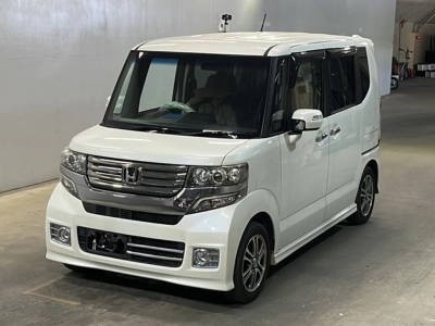 HONDA N BOX CUSTOM