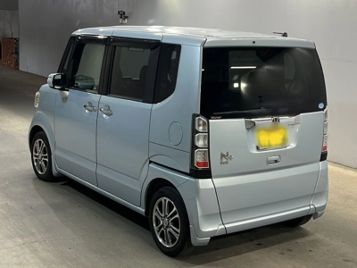 HONDA N BOX +