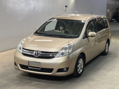 TOYOTA ISIS