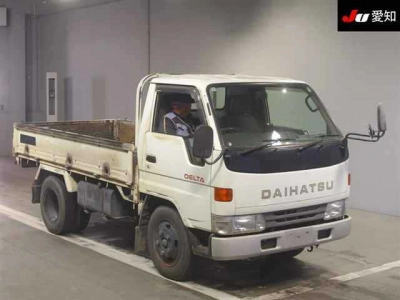DAIHATSU DELTA TRUCK