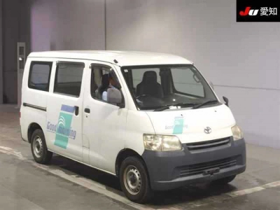 TOYOTA TOWN ACE VAN