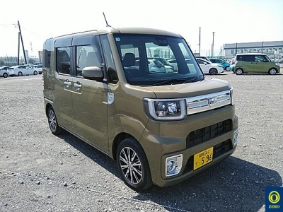 DAIHATSU WAKE