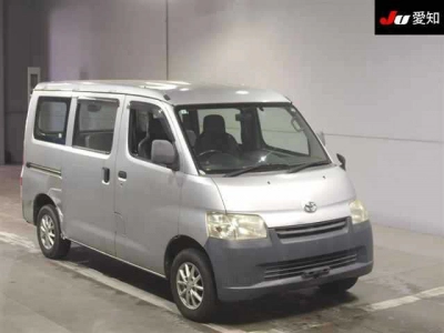 TOYOTA TOWN ACE VAN