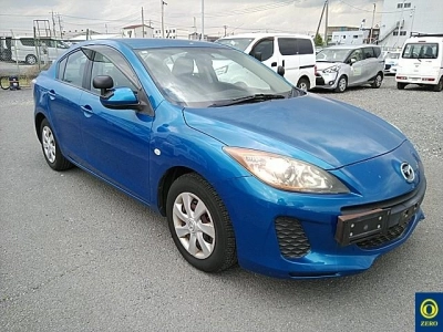 MAZDA AXELA