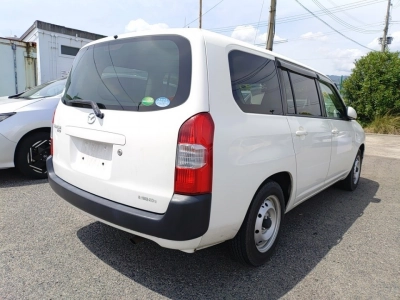 MAZDA FAMILIA