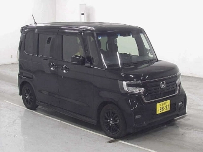 HONDA N BOX CUSTOM