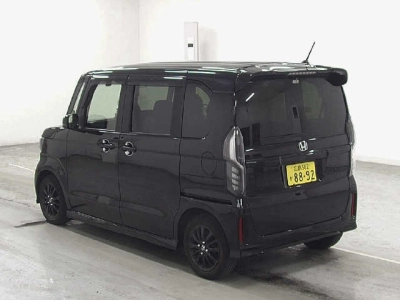 HONDA N BOX CUSTOM