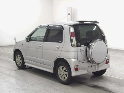 DAIHATSU TERIOS KID