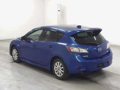 MAZDA AXELA SPORT