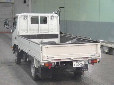 TOYOTA DYNA