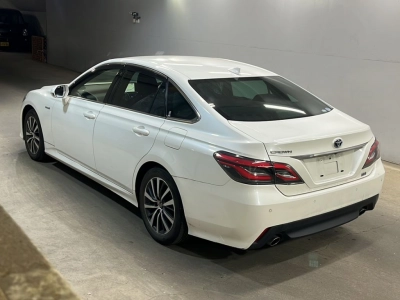 TOYOTA CROWN HYBRID