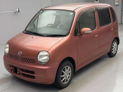 DAIHATSU MOVE LATTE