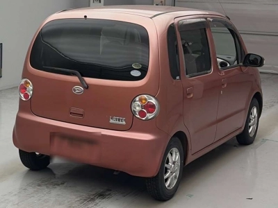 DAIHATSU MOVE LATTE