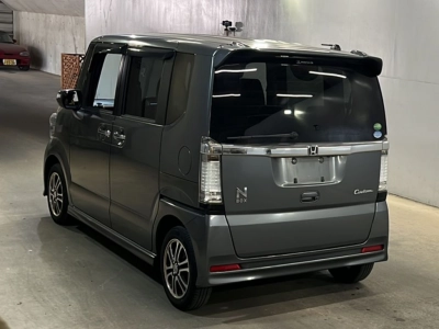 HONDA N BOX CUSTOM