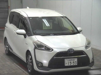 TOYOTA SIENTA