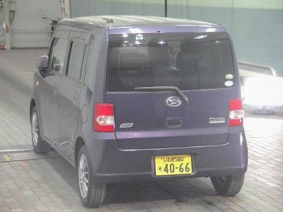 DAIHATSU MOVE CONTE