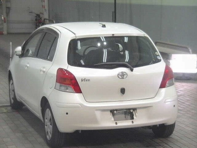 TOYOTA VITZ