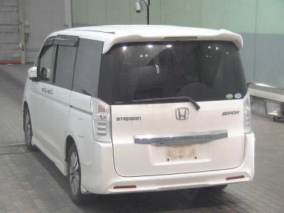 HONDA STEPWGN SPADA