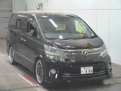 TOYOTA VELLFIRE