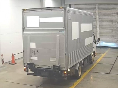 TOYOTA DYNA