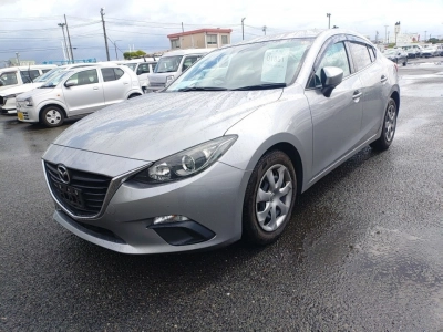 MAZDA AXELA
