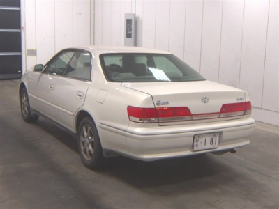 TOYOTA MARK II