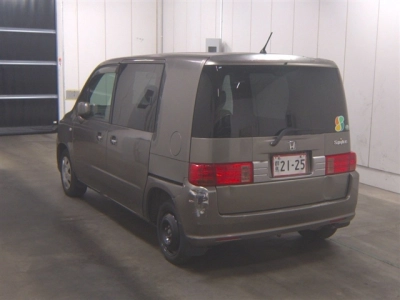 HONDA MOBILIO SPIKE
