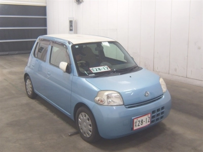 DAIHATSU ESSE
