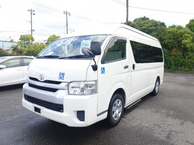 TOYOTA REGIUS ACE