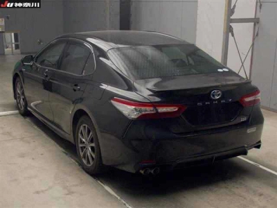 TOYOTA CAMRY