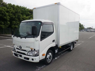 TOYOTA DYNA TRUCK