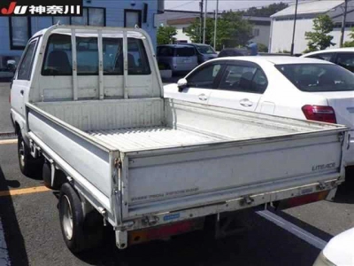 TOYOTA LITE ACE TRUCK
