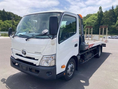 TOYOTA DYNA TRUCK