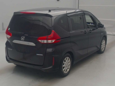 HONDA FREED HYBRID
