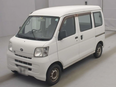 TOYOTA PIXIS VAN