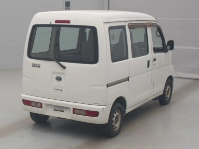 TOYOTA PIXIS VAN