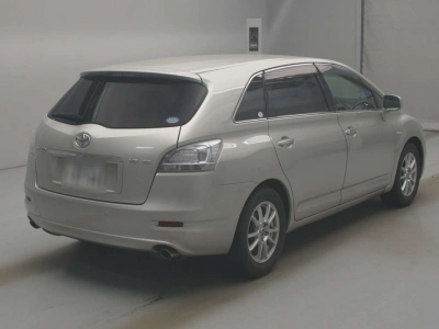 TOYOTA MARK X ZIO