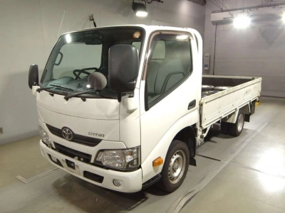 TOYOTA DYNA TRUCK