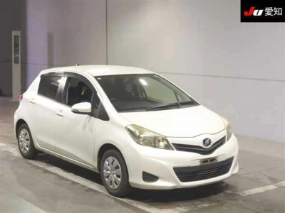 TOYOTA VITZ