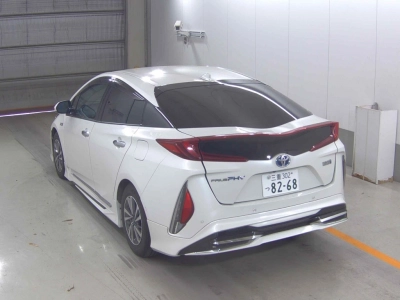 TOYOTA PRIUS PHV