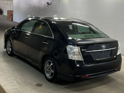 TOYOTA SAI