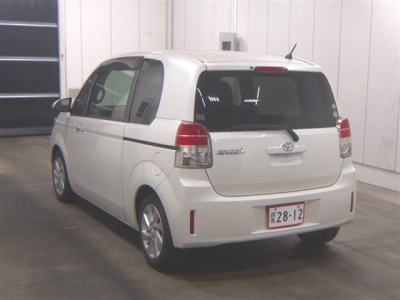 TOYOTA SPADE