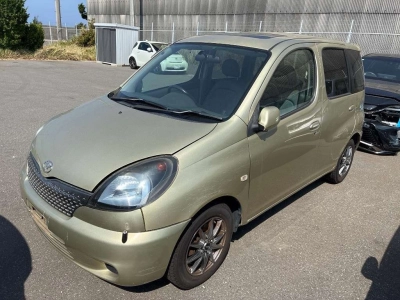 TOYOTA FUN CARGO