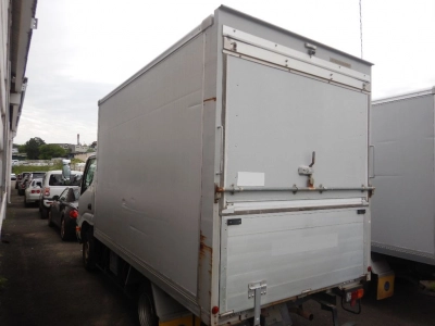 TOYOTA DYNA TRUCK