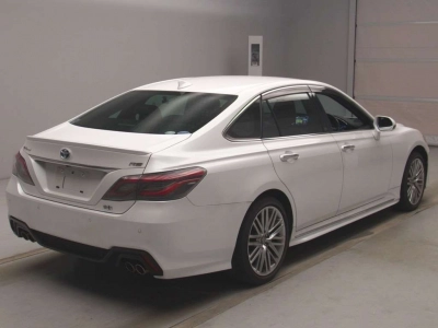 TOYOTA CROWN HYBRID
