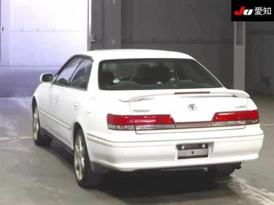 TOYOTA MARK II