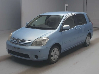 TOYOTA RAUM