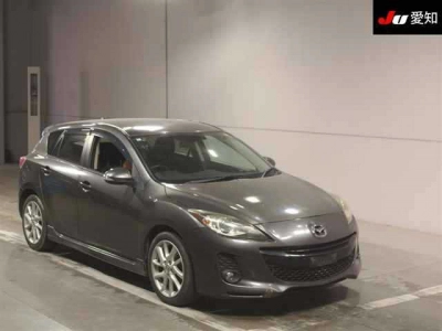 MAZDA AXELA SPORT